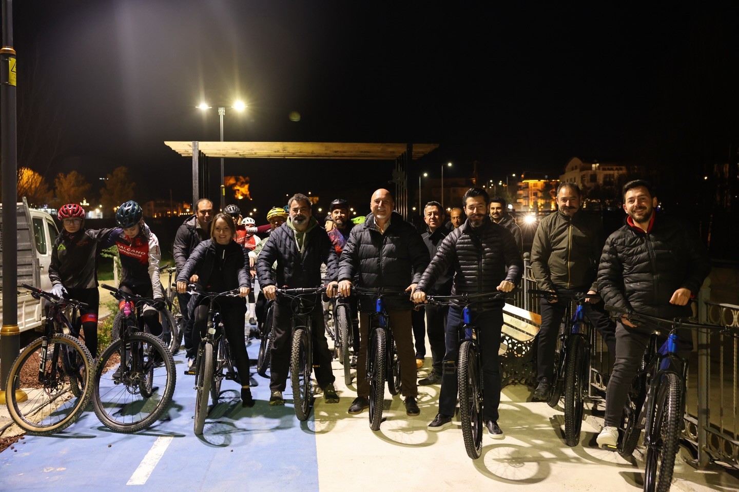 Ürgüp Bisiklet Yolunun Gece  Aydınlatması Tamamlandı