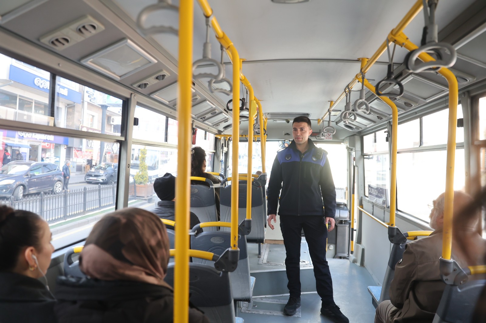 Halk Otobüslerine Yönelik Denetimler ve Kontroller Yapılıyor