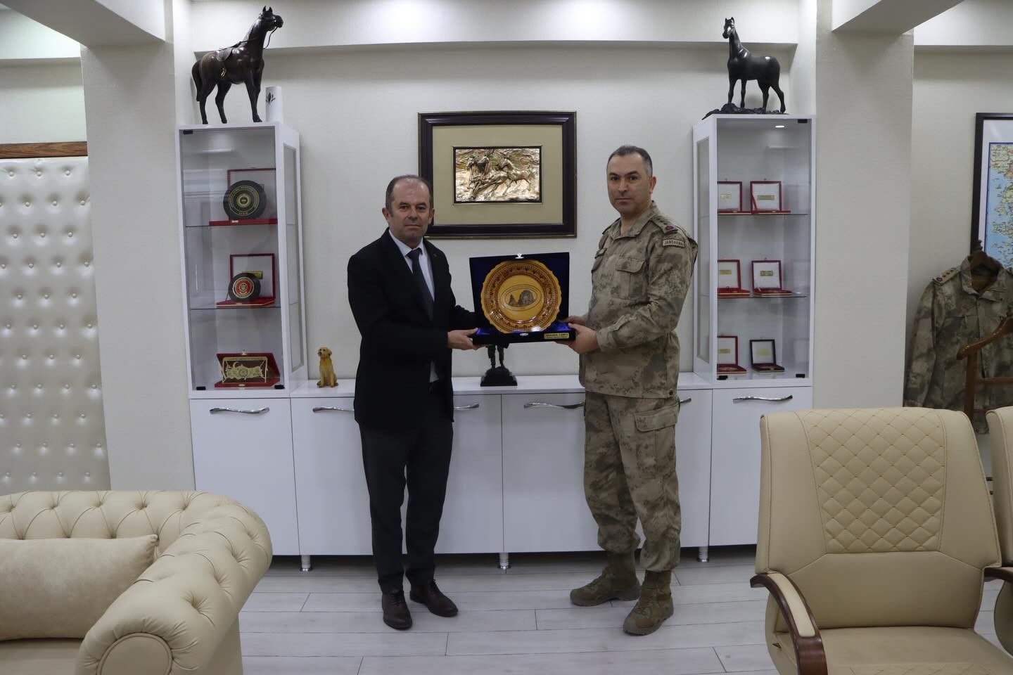 Başkan Çamcı’dan JAKEM Komutanı Fırat’a Ziyaret