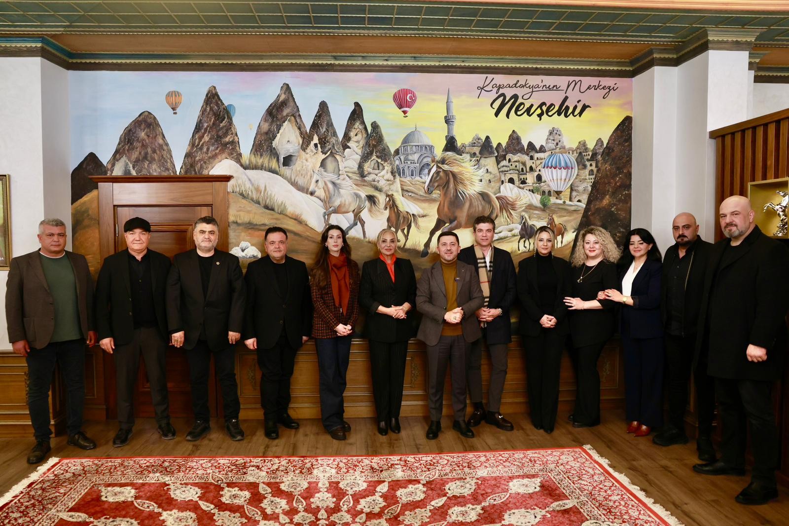 “ÇATLI” Filmi Oyuncularından Başkan Rasim Arı’ya Ziyaret