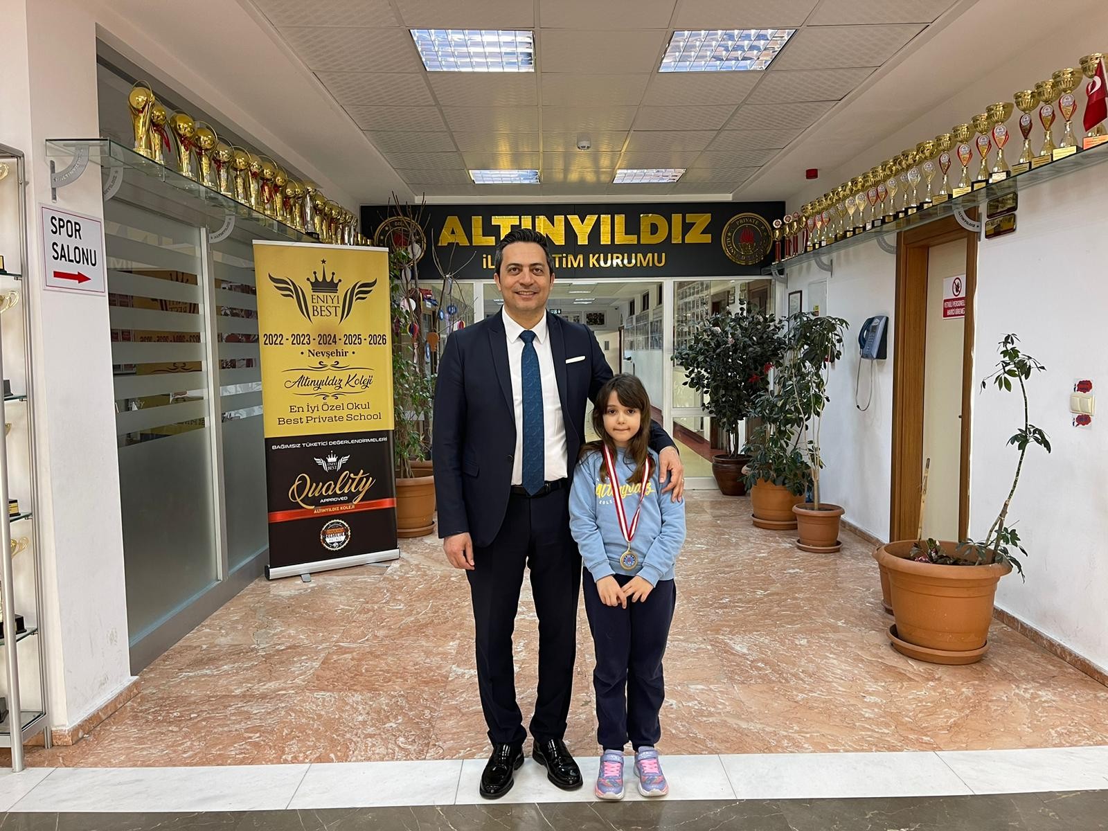 ALTINYILDIZ ÖĞRENCİSİ BEGÜM METİN'DEN  ULUSLARARASI SANAT SERGİSİNDE GURURLANDIRAN BAŞARI