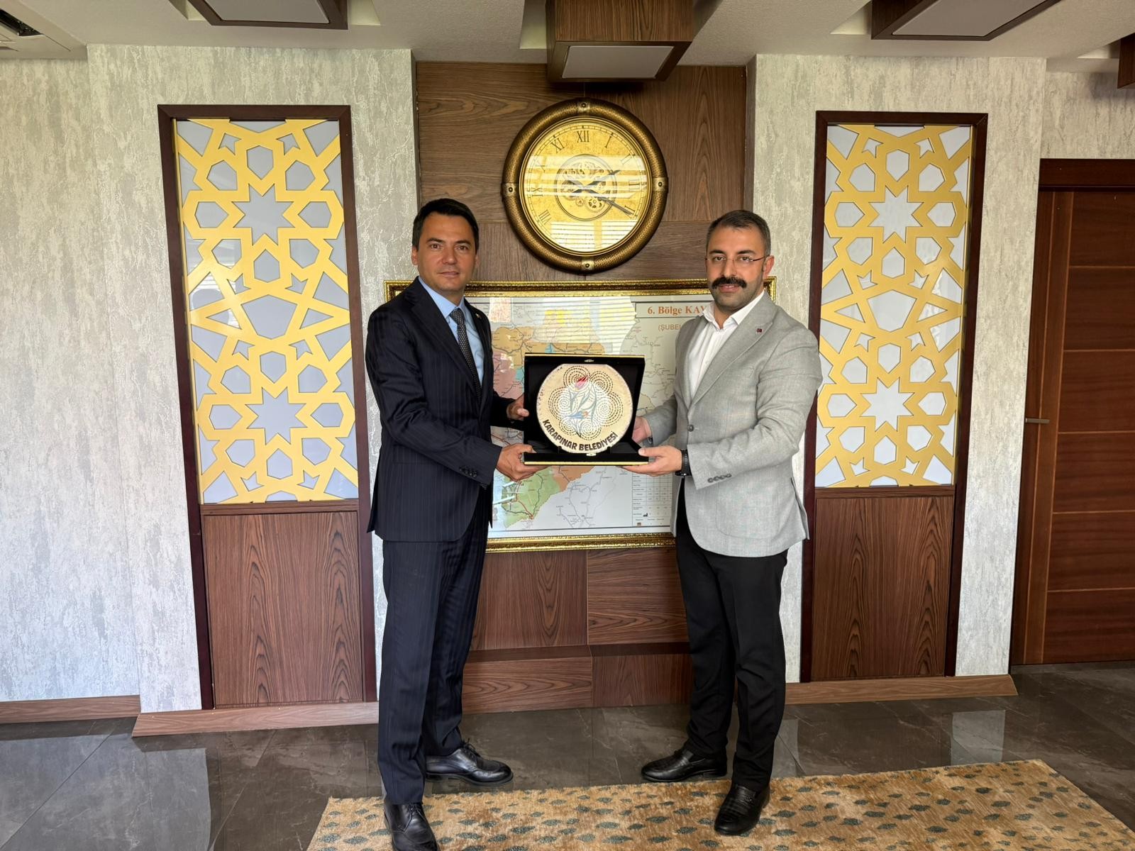 Karapınar Belediye Başkanı Yasin Güneş’ten Karayolları Bölge Müdürü Umut Akyazı’ya Ziyaret