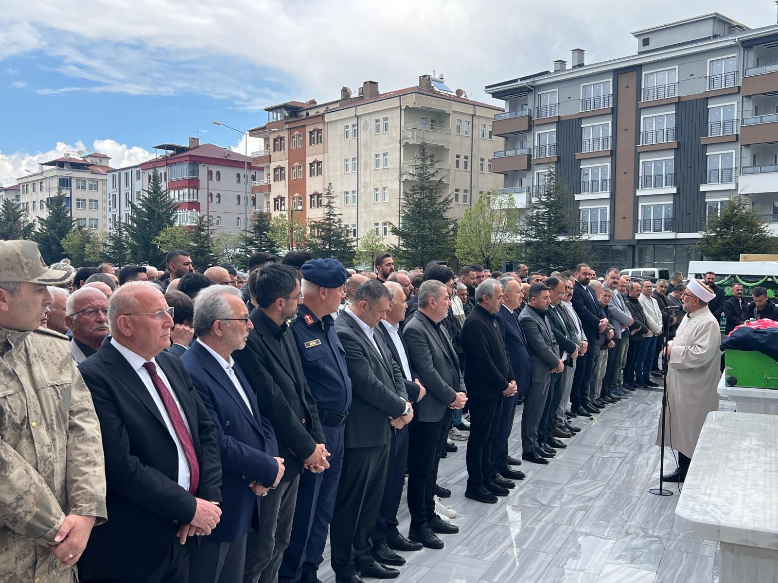 VAROL, SON YOLCULUĞUNA DUALARLA  UĞURLADI