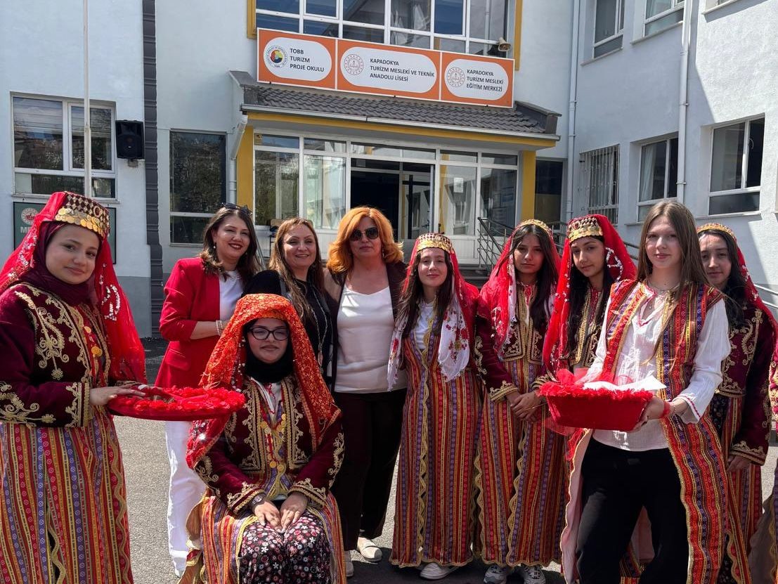 Kapadokya Turizm ve Mesleki Teknik Anadolu Lisesi’nden Hıdırellez ve Okul Tanıtım Etkinliği 