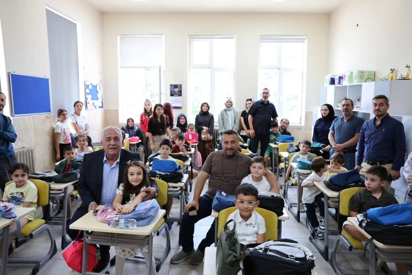 Göreme’de Minik Öğrencilerin İlk Gün Heyecanına Başkan Eren Ortak Oldu