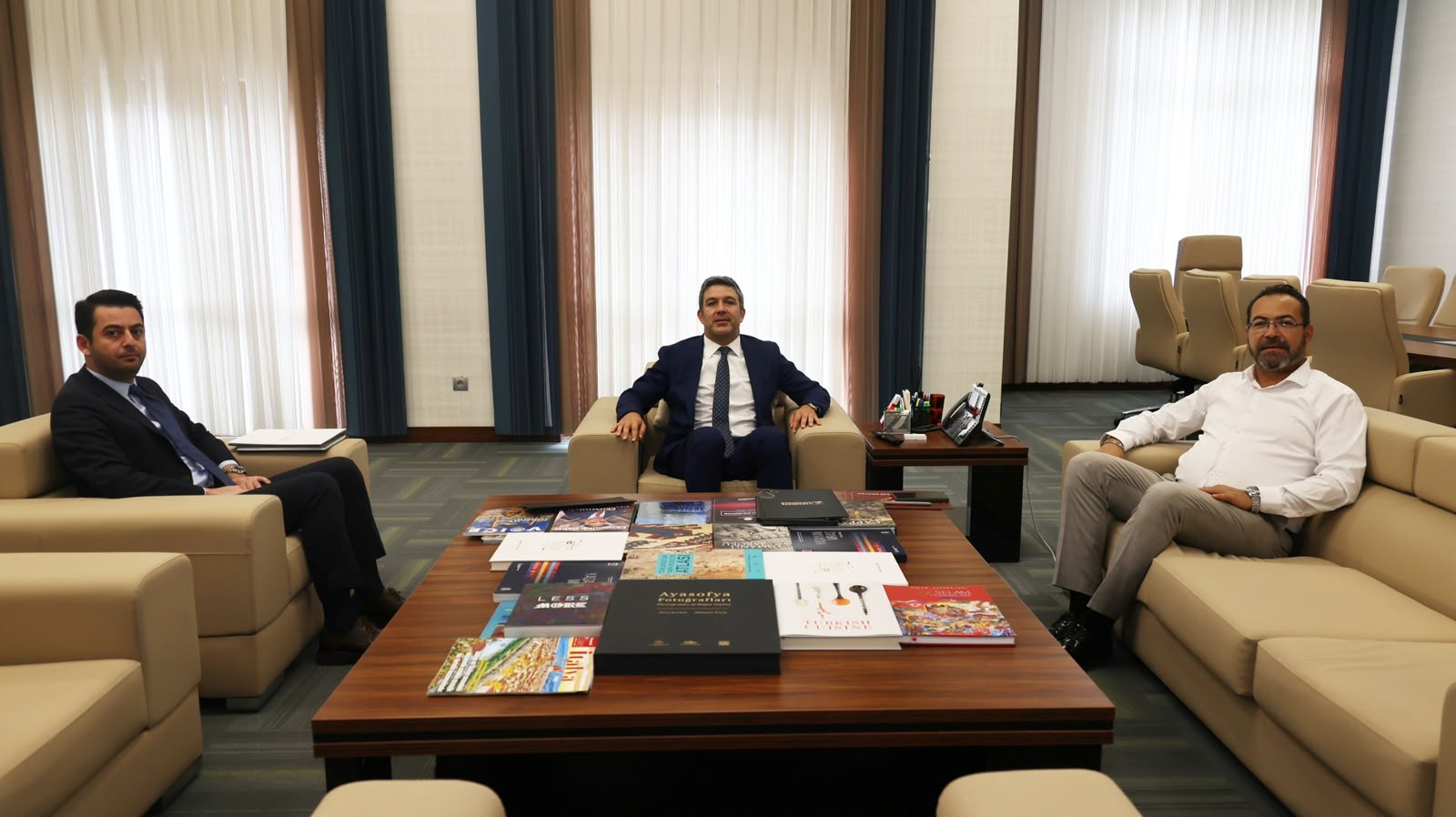 Aslanbay, TGF Genel Sekreteri Bayram Ekici ile Görüştü