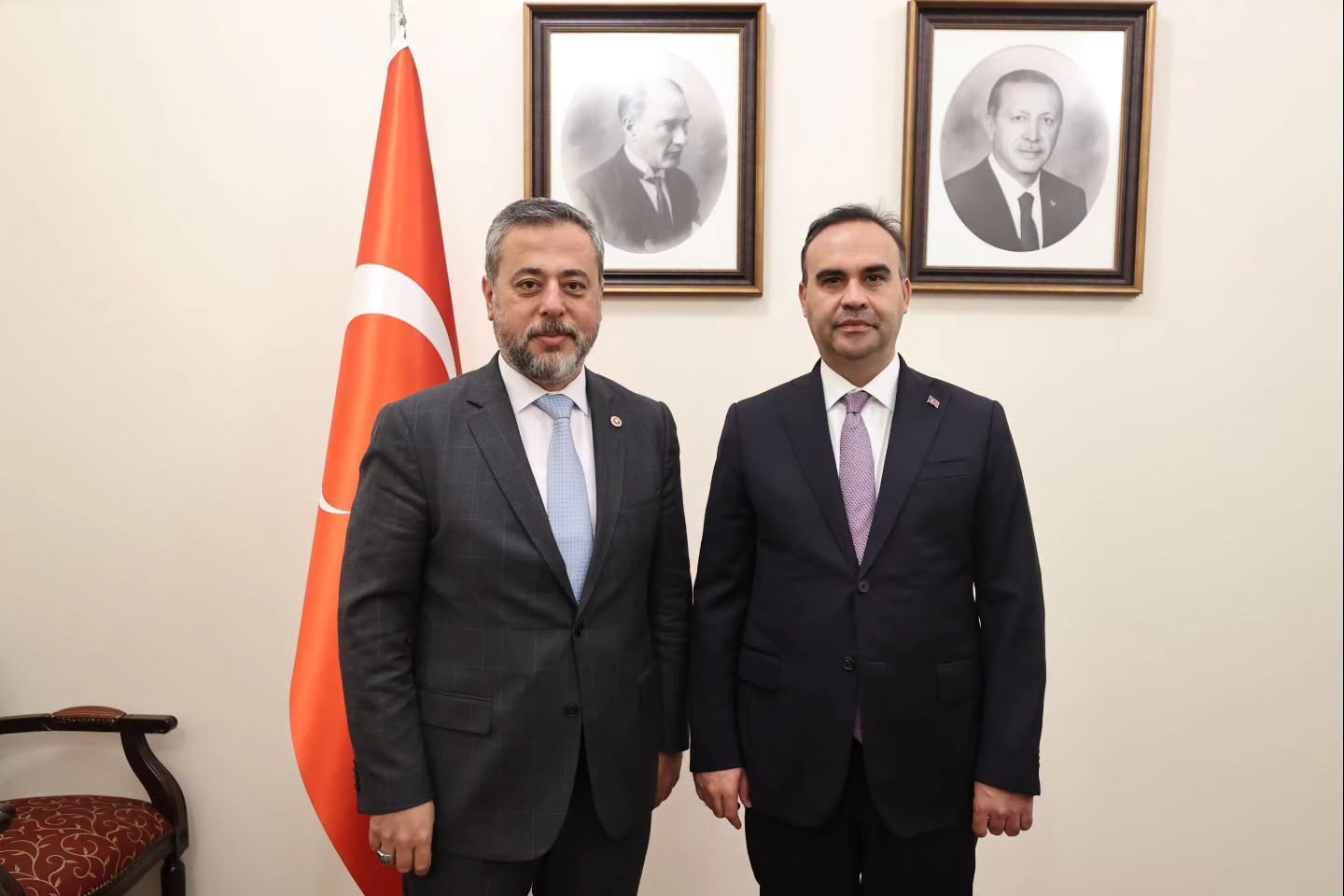 ÖZGÜN, SANAYİ VE TEKNOLOJİ BAKANI KACIR’I ZİYARET ETTİ