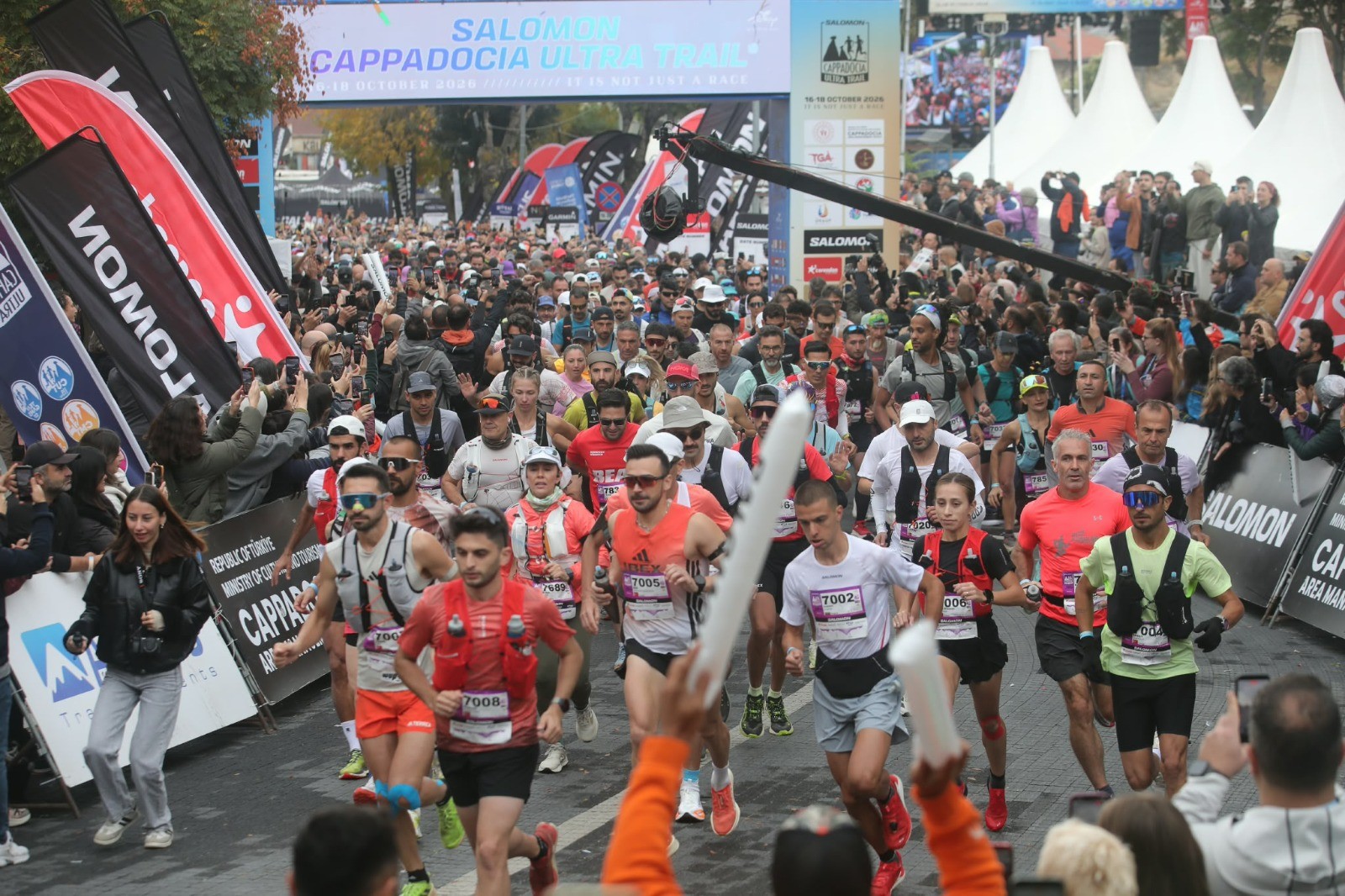 Salomon Cappadocia Ultra Trail’de dereceye giren sporcular ödüllerini aldı