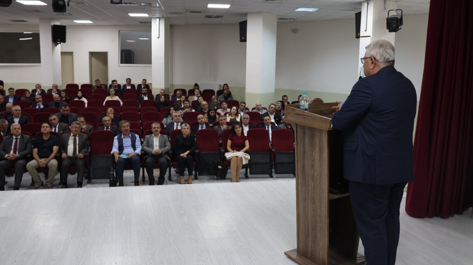 NEVŞEHİR’DE OKULLARDA GÜVENLİK VE ORTAK SINAV TOPLANTISI