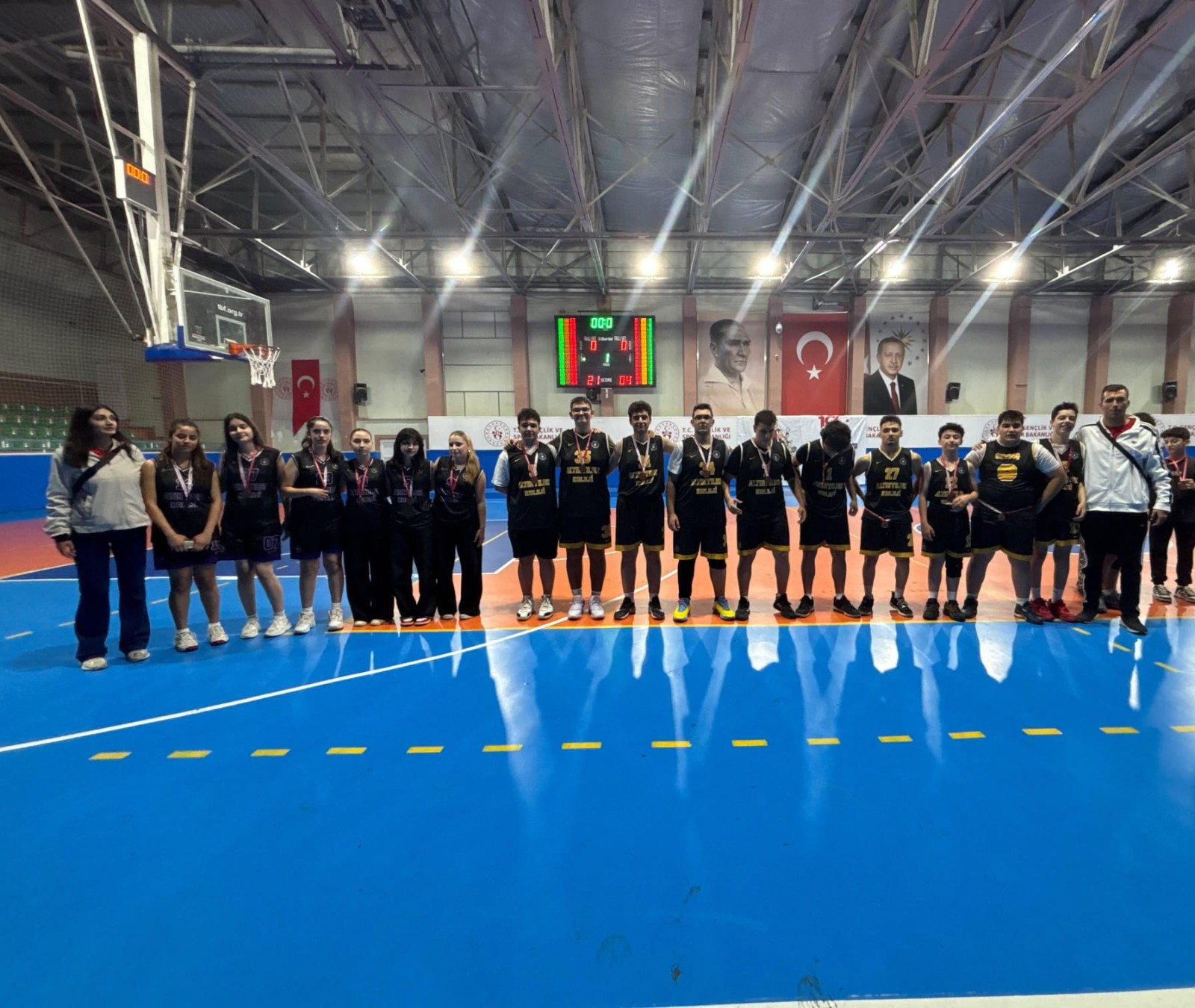 29 EKİM CUMHURİYET KUPASI’NA ALTINYILDIZ KOLEJİ FEN VE ANADOLU LİSESİ DAMGA VURDU