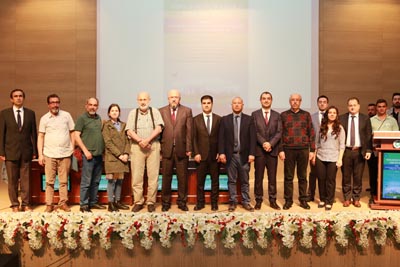 Niğde’de “Yenilenebilir Enerji Kaynaklarının Önemi ve Niğde Potansiyeli” konulu panel gerçekleştirildi.