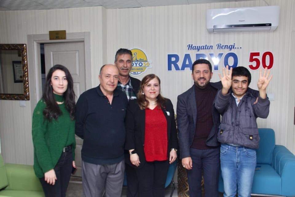 Arı, Radyo 50´nin Konuğu Oldu