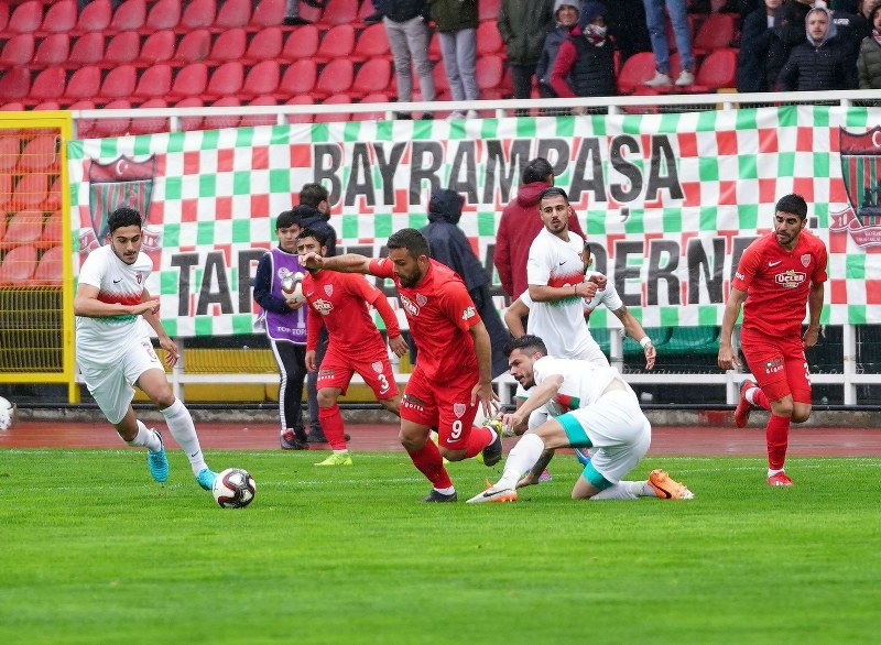 Nevşehir Belediyespor Bayrampaşa ile Bayram yaptı