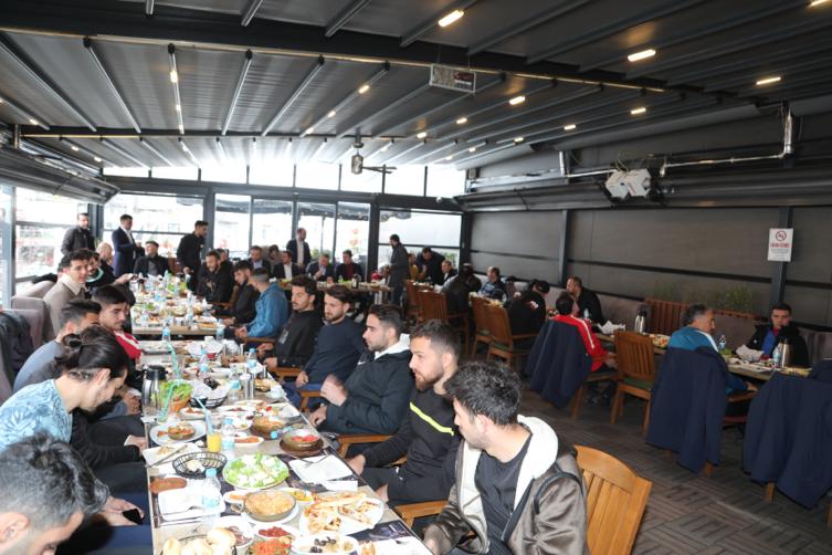DİYARBAKIR DEPLASMANI ÖNCESİNDE NEVŞEHİR BELEDİYESPOR’DA MORAL KAHVALTISI