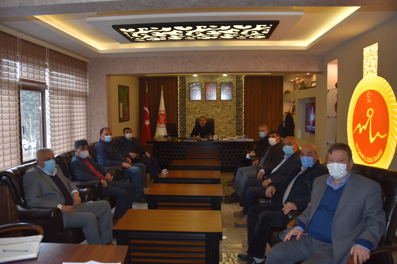 KÖY MUHTARLARINDAN İL ÖZEL İDARESİ GENEL SEKRETERİ DURU’YA ZİYARET