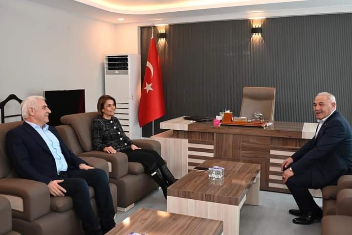 Vali Becel’den NEVESOB Başkanı Pınarbaşı’na teşekkür ziyareti