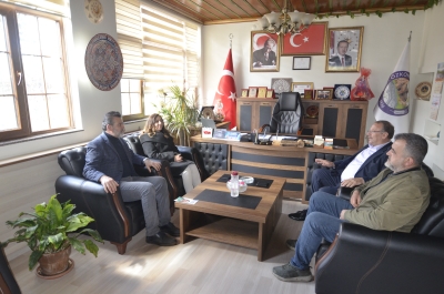 AK Parti Nevşehir Milletvekili Aday Adayı Çömçe, Belediye Başkanlarını ziyaret etti