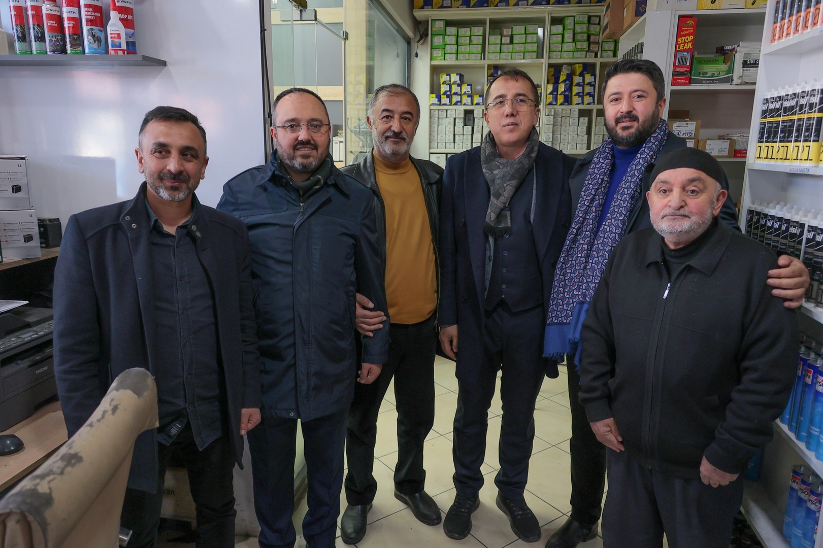 AK PARTİ BELEDİYE BAŞKAN ADAYI SAVRAN,  ZAHİRE PAZARI VE SANAYİ SİTESİ’NDE ESNAFLARLA BULUŞTU