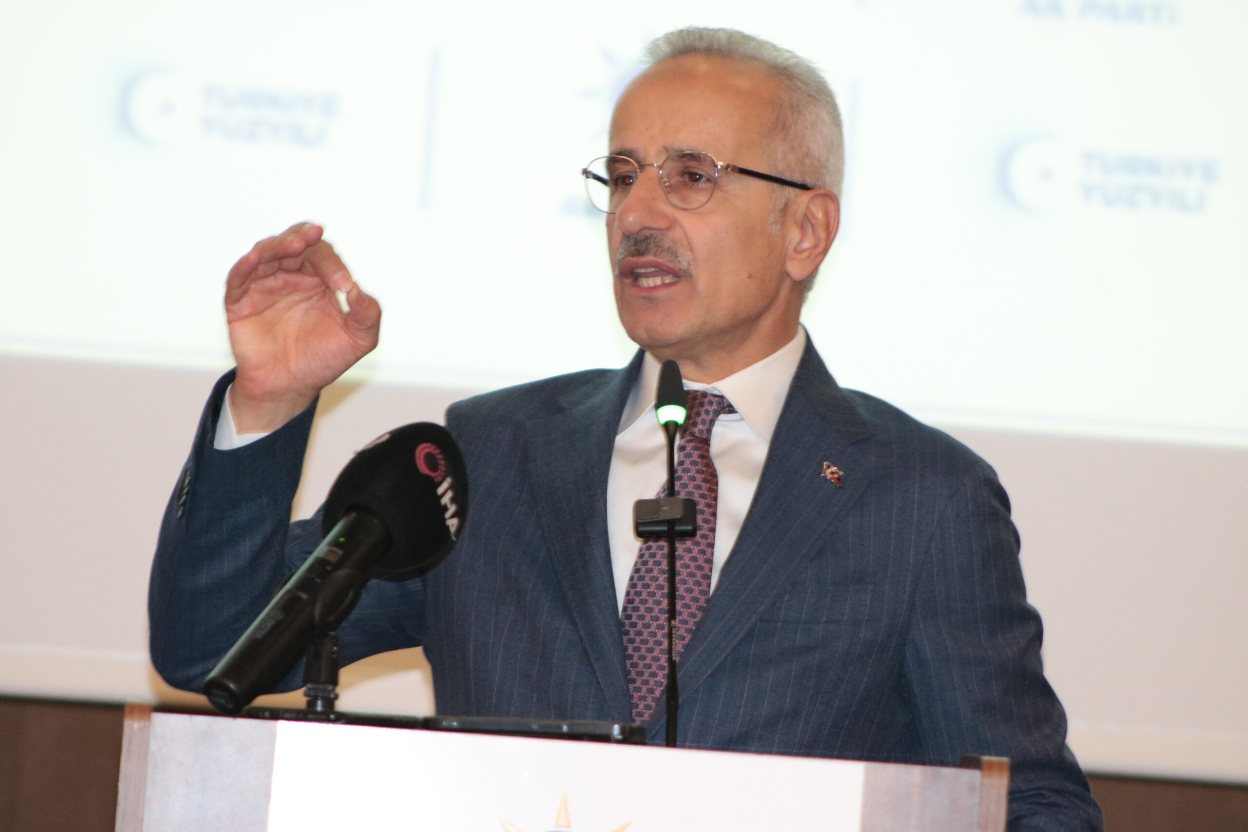 Bakan Uraloğlu: Yaparsa yine AK Parti  Yapar