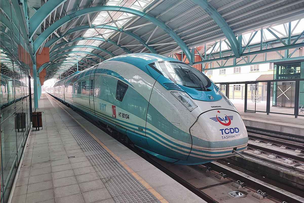 KAPADOKYA’YA KADAR YÜKSEK HIZLI TRENİ GETİRİN, PARAYA PARA DEMEZSİNİZ MUHTEREM BAKANIM