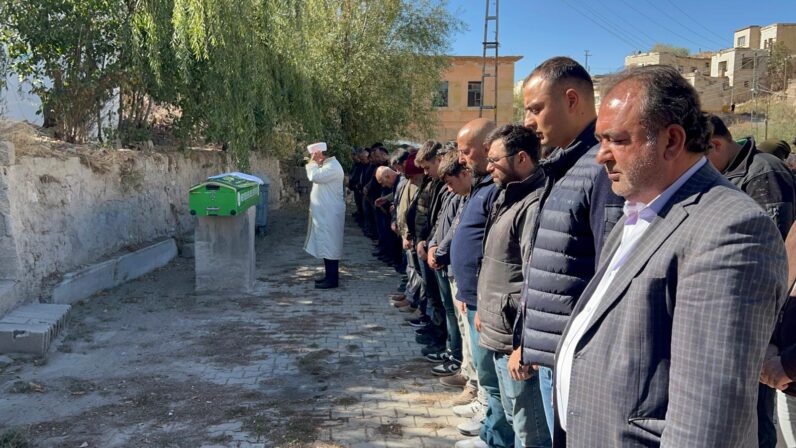 Boşandığı Kocası Tarafından Öldürülen Kadın, Toprağa Verildi