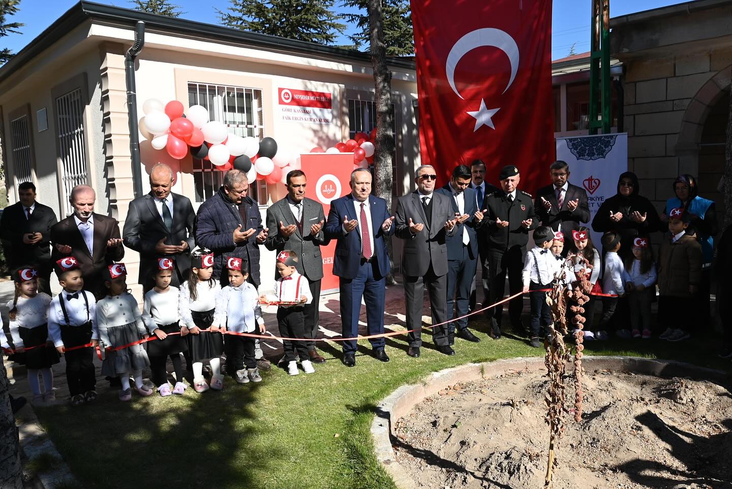 Göre Faik Ergin Kur’an-ı Kerim Kurs Hizmet Binası Açıldı