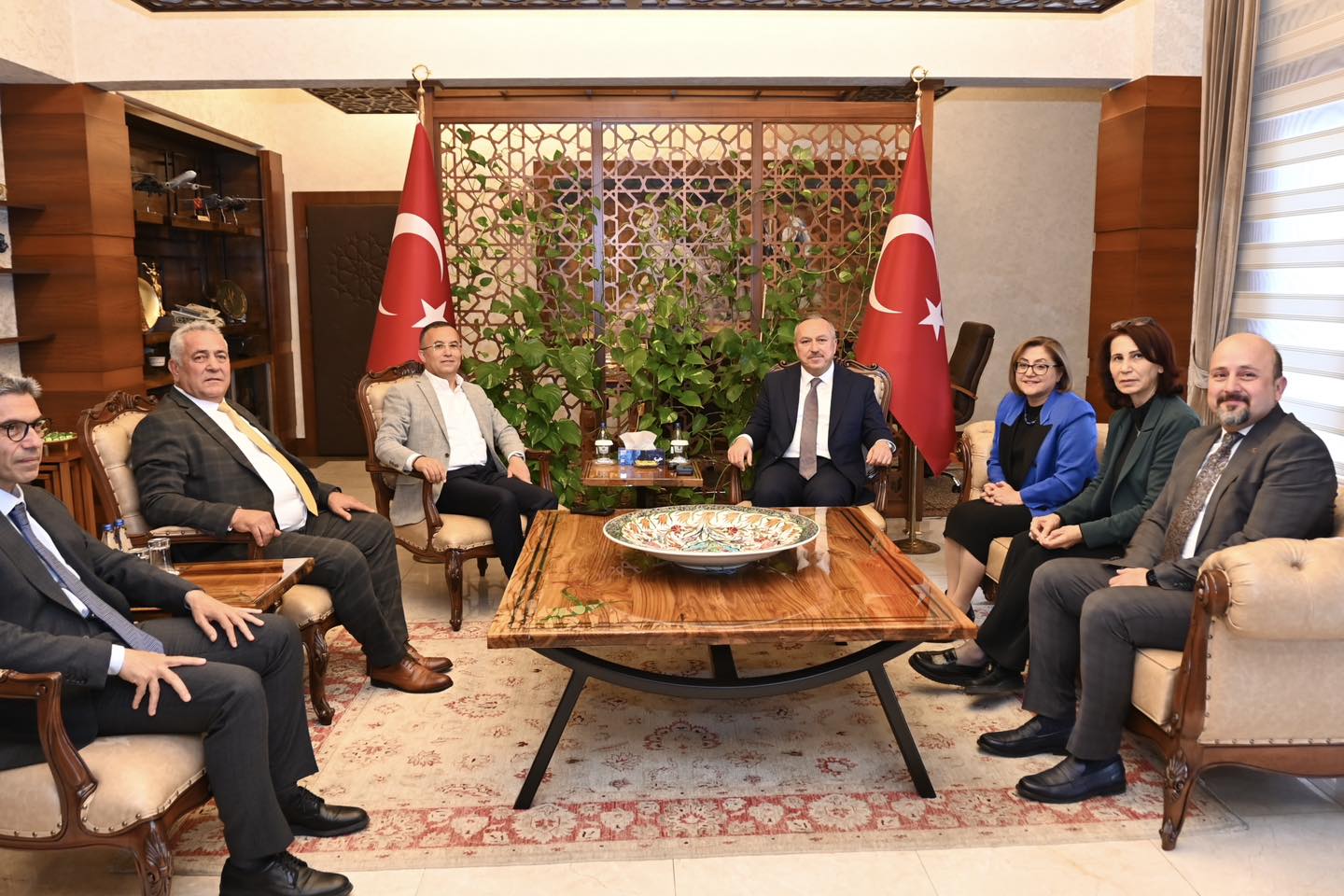 GAZİANTEP VALİSİ CEBER VE BÜYÜKŞEHİR BELEDİYE BAŞKANI ŞAHİN,  VALİ FİDAN’I ZİYARET ETTİ
