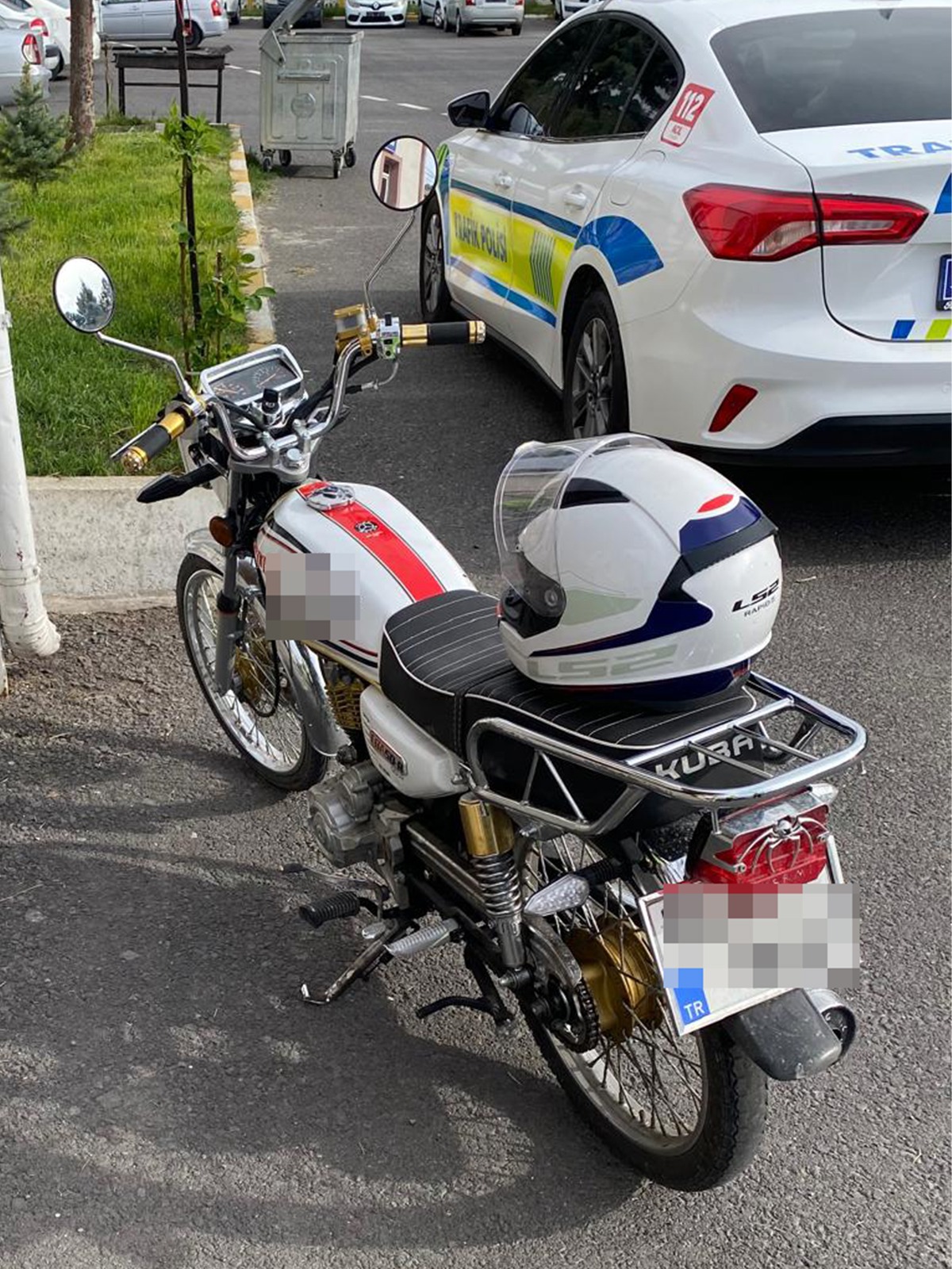 MOTORSİKLETLİ GENÇLERDE ADRENALİN COŞKUSU,  PAHALIYA PATLIYO