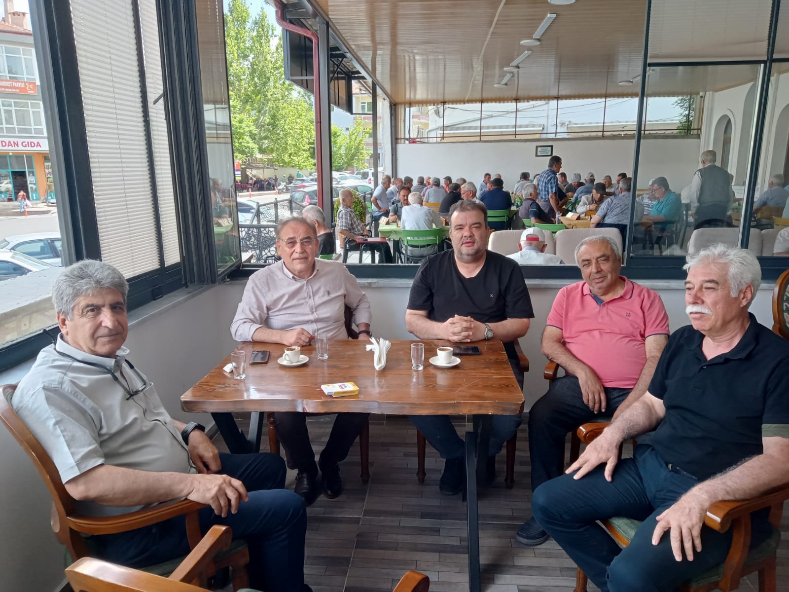 Eski Vekil Menekşe  ile A Parti Nevşehir İl Başkanı Ergül, taziyede Bir Araya Geldiler