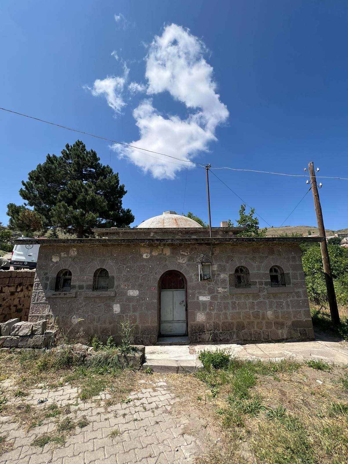 AKSALUR’DAKİ HAMAM ETKİNLİK MERKEZİ HALİNE GETİRİLİYOR