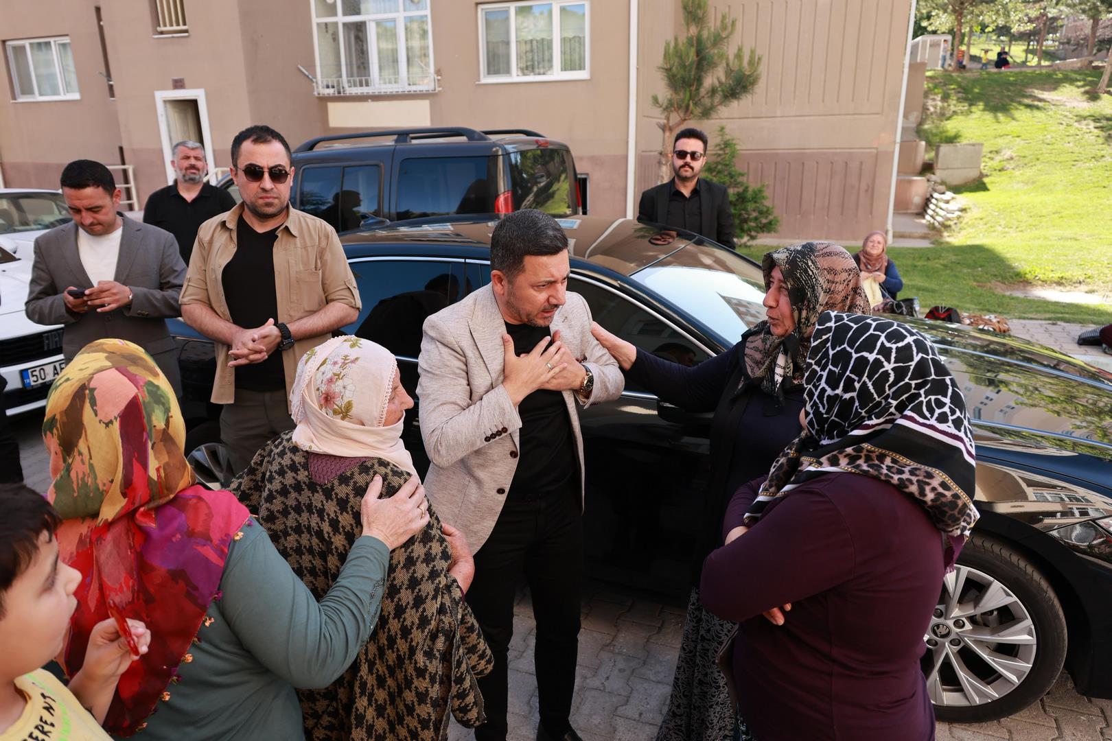 Başkan Arı, Bekdik Mahallesi’nde Vatandaşlarla Buluştu