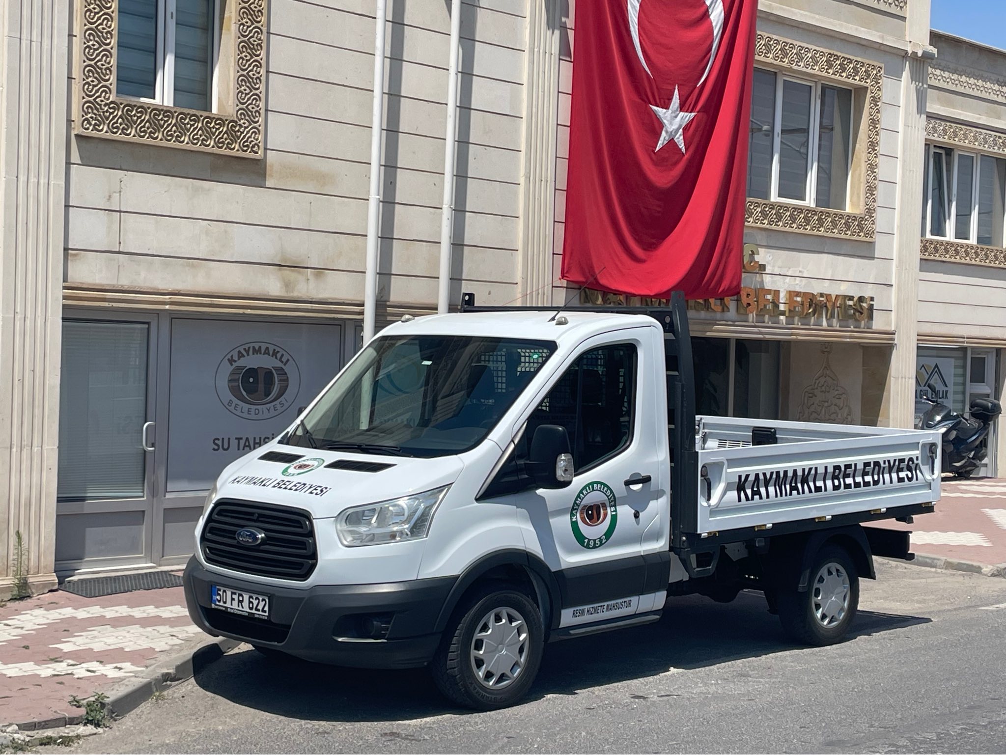 KAYMAKLI BELEDİYESİ ARAÇ FİLOSUNU ARTIRIYOR
