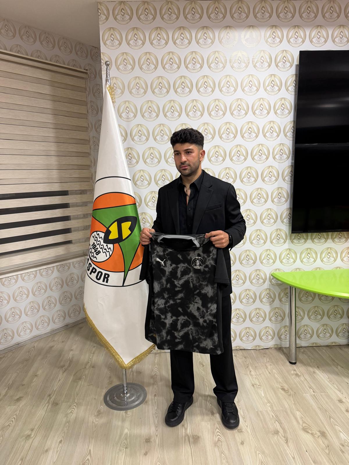 Gülşehirli Güven,Alanyaspor’da