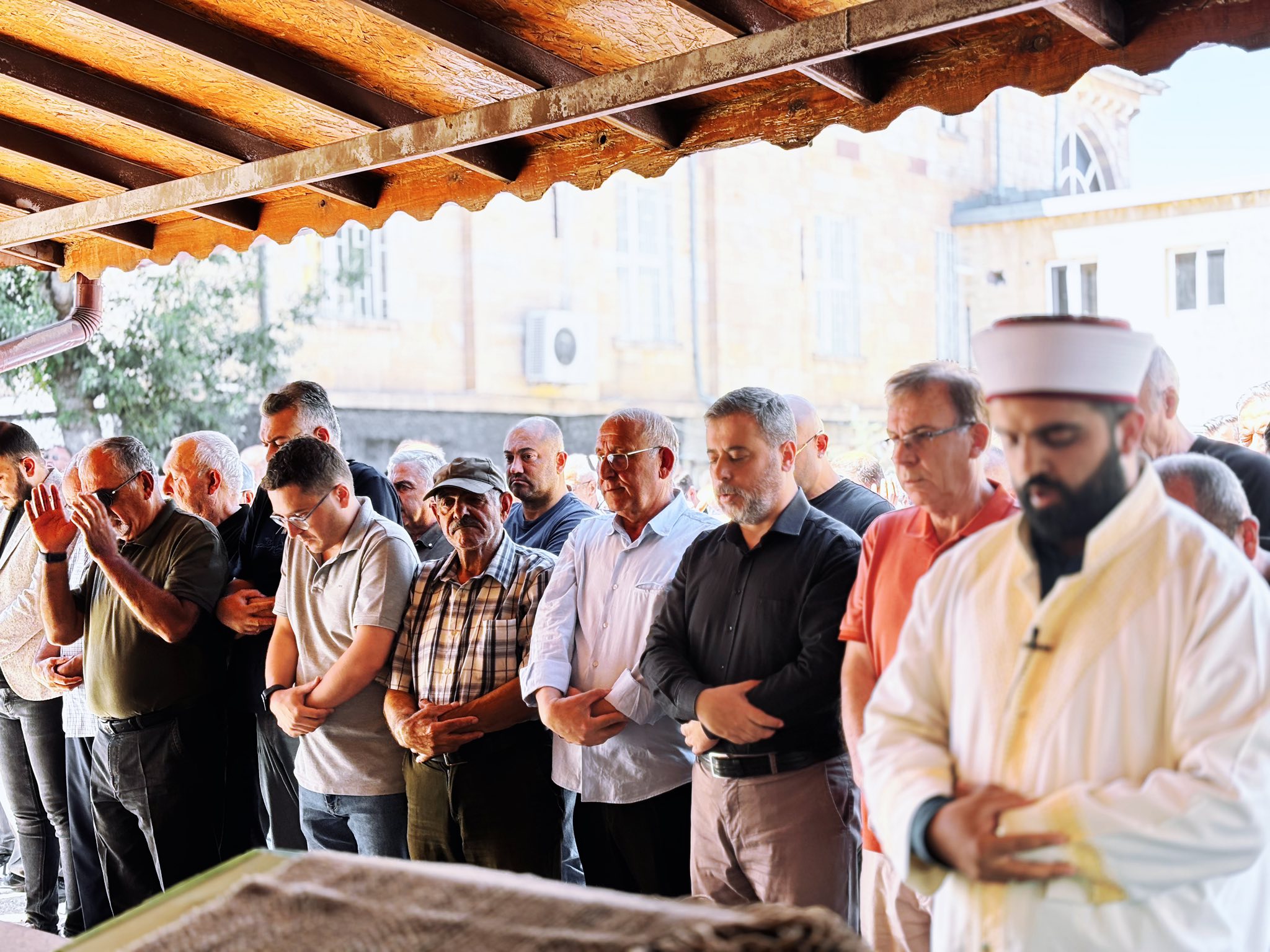 Dün Vefat Eden Leman Dirikoç Toprağa Verildi