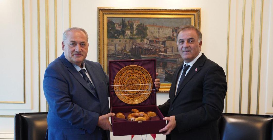 Yazıhüyük Belediye Başkanı Demirdelen İBB Başkan vekili Aslan’a Teşekkür Ziyareti