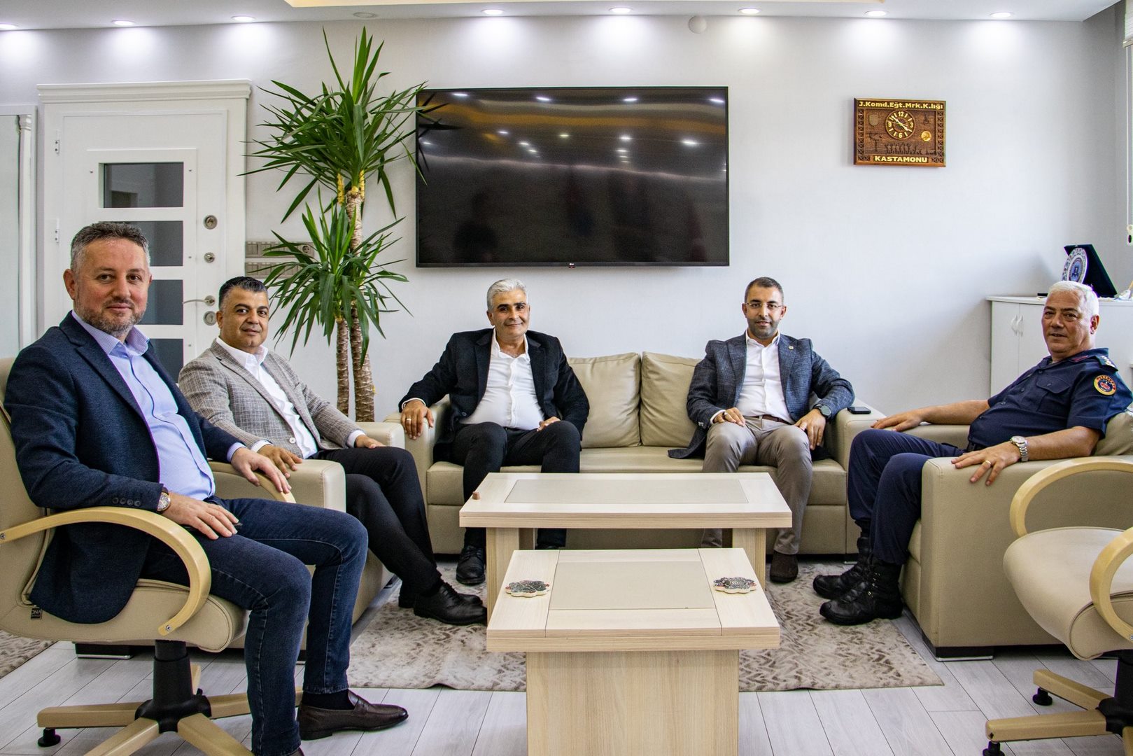 Başkan Güneş’den, İl Jandarma Komutanı Çelik’e Hayırlı Olsun Ziyareti