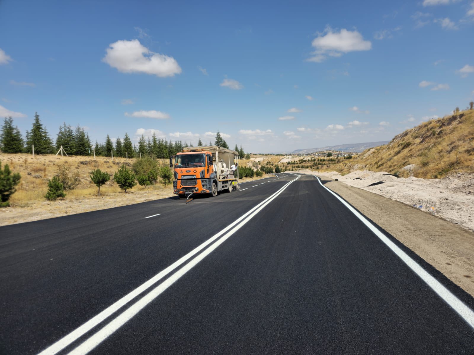 Kavak Çevre Yolu Sıcak Asfaltla Kaplanarak Trafiğe Açıldı