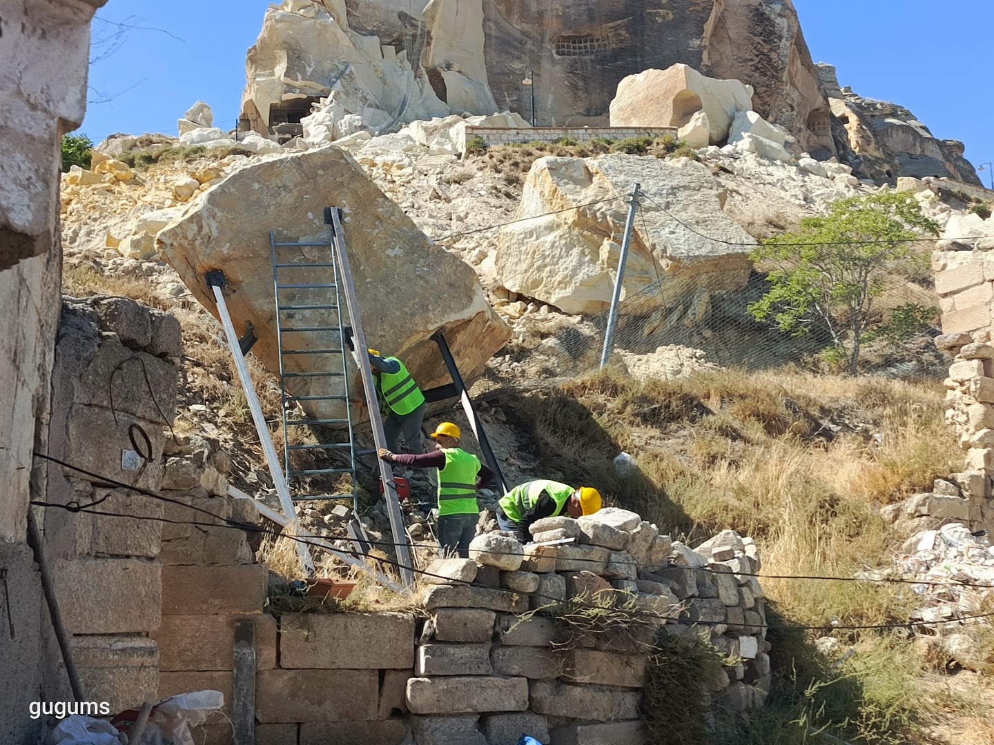 KADIKALESİ’NDE TEDBİRLER ARALIKSIZ SÜRÜYOR