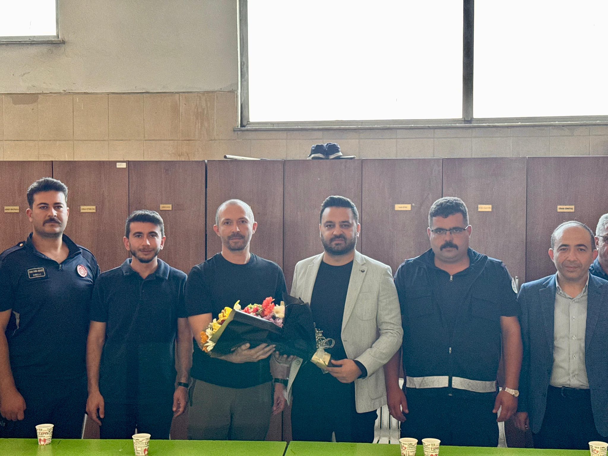AK Parti Heyeti, İtfaiye Müdürlüğü Personellerini Ziyaret Etti