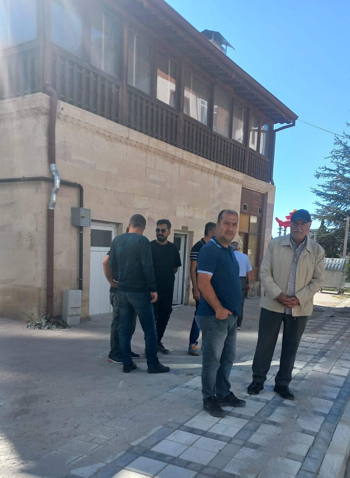 Güzelyurt Mahallesi Muhtarı Yüncü’den Başkan Arı’ya Teşekkür