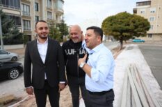 Başkan Arı, Şehrin Her Noktasında Vatandaşlarla Buluşuyor