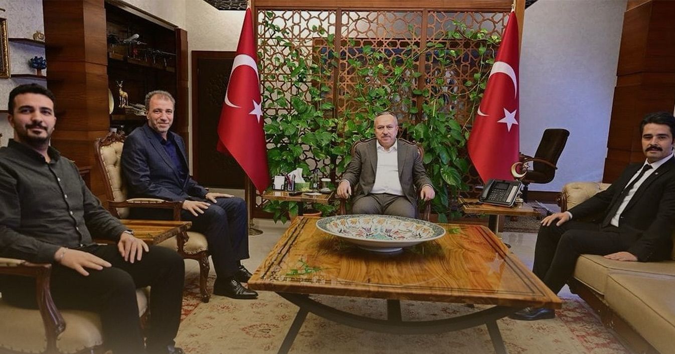 AĞCA,BERABERİNDEKİ HEYET İLE VALİ FİDAN’I ZİYARET ETTİ