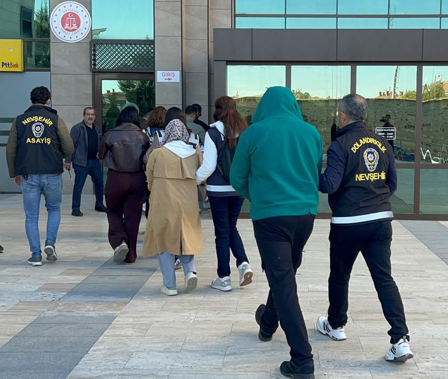 14 Ekim’deki Operasyonda Yakalanan 5 kişi Adliye Sarayına Sevk Edildi
