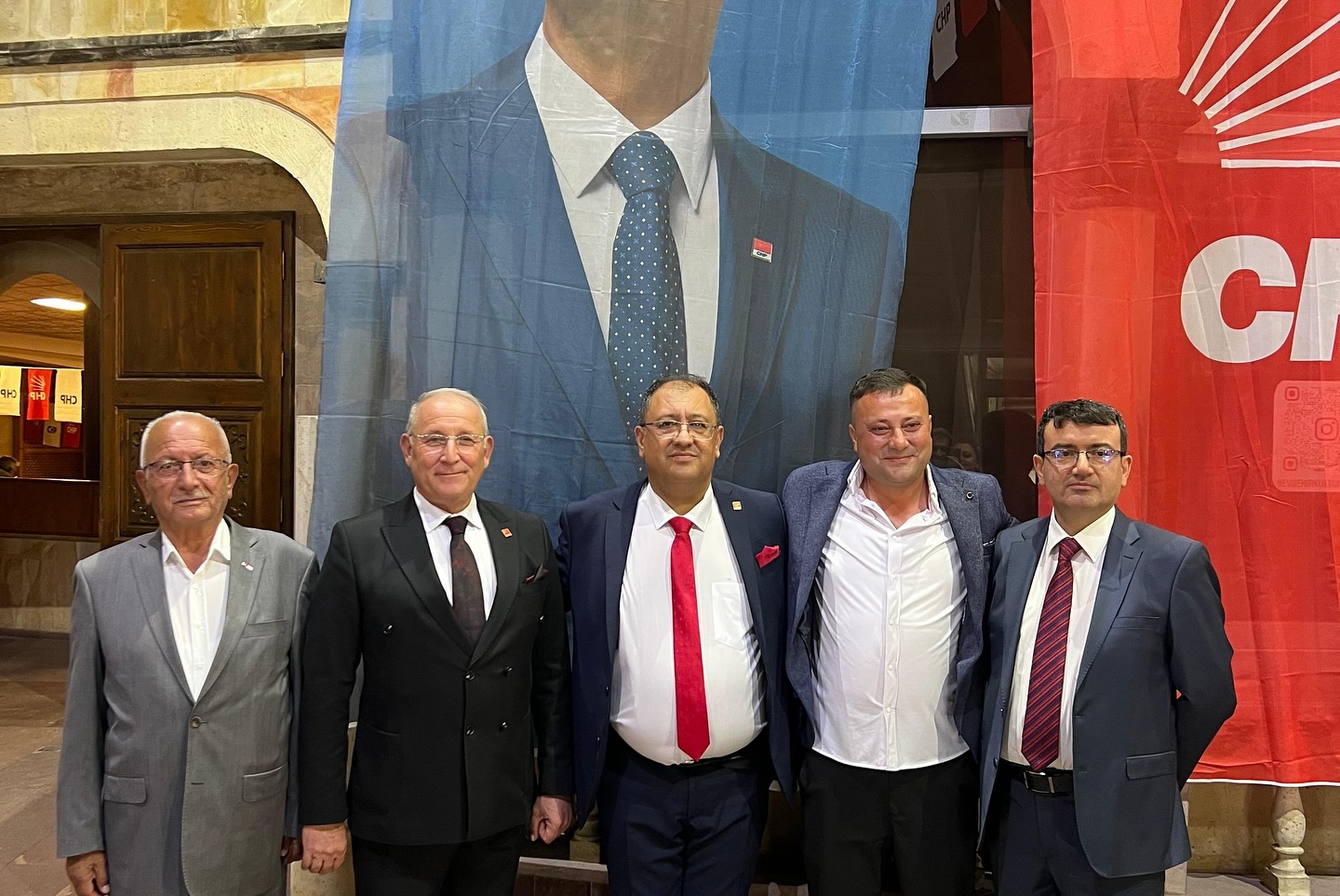 YUMUŞ, GÜVEN TAZELEDİ