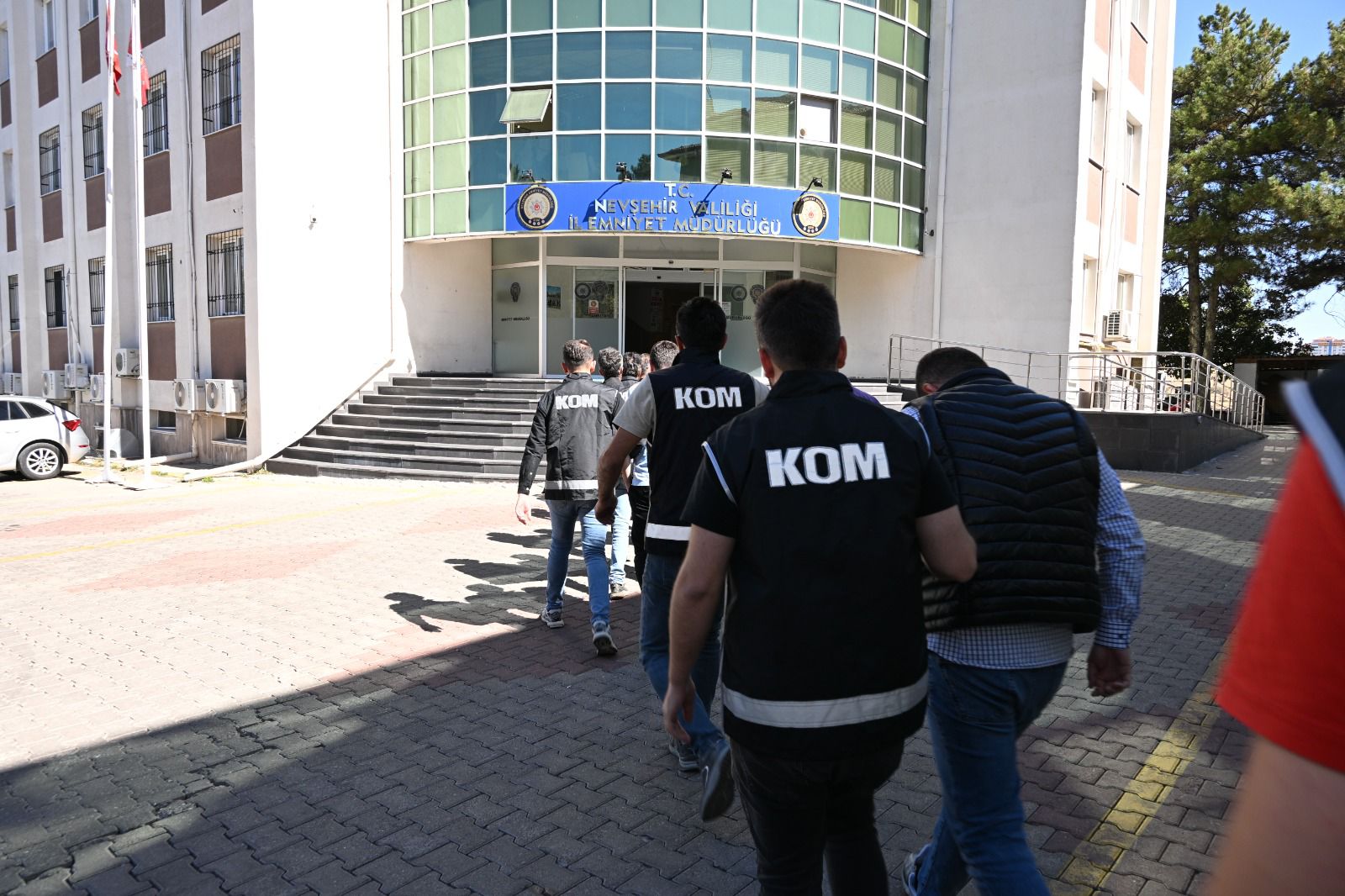 Nevşehir’de Rüşvet, Resmi Belgede Sahtecilik, Nitelikli Dolandırıcılığa Eş Zamanlı Operasyon; 20 Şüpheli Gözaltında