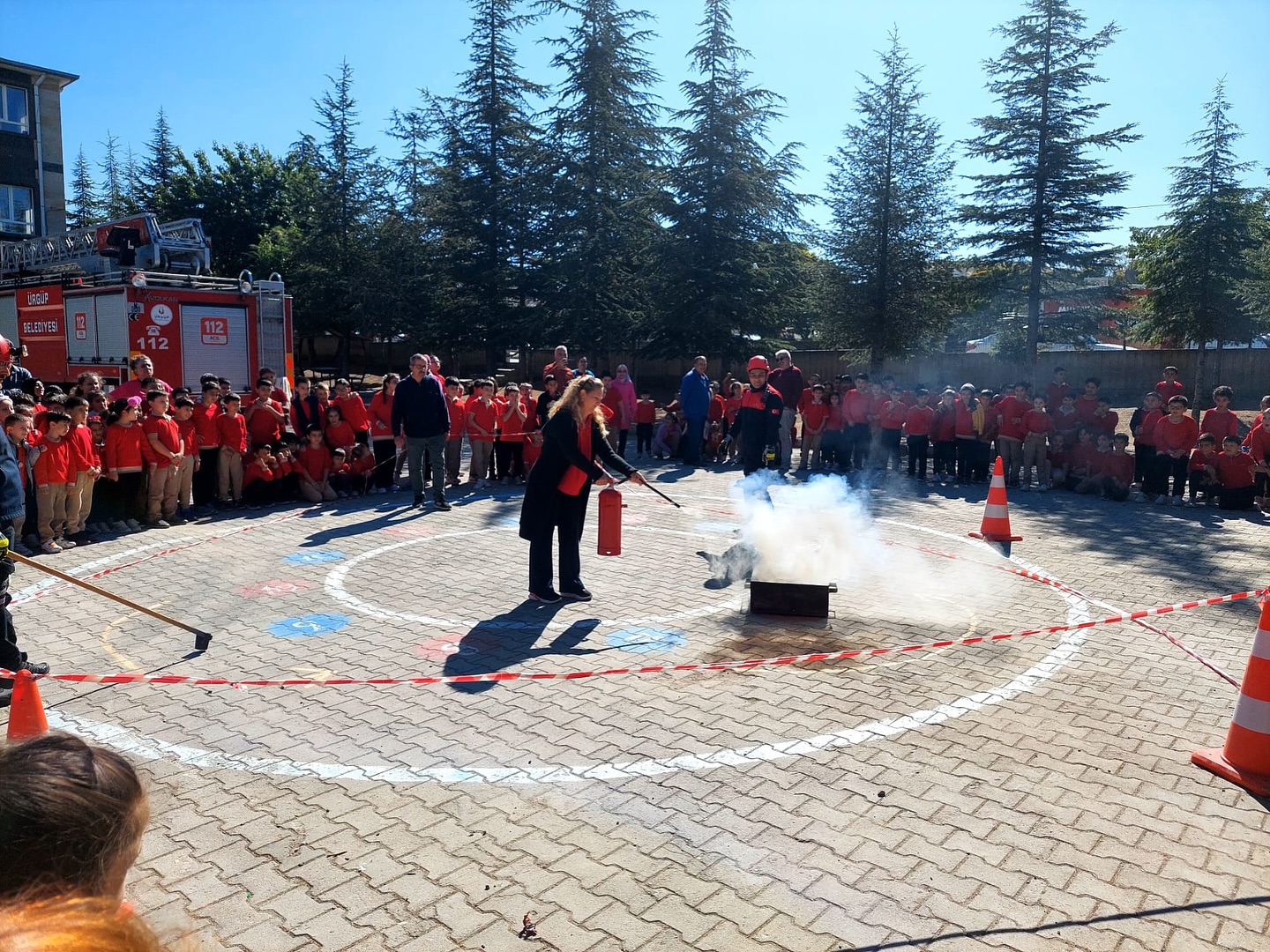 Ürgüp Belediyesi İtfaiye Ekiplerinden Okullarda Yangın Tatbikatı
