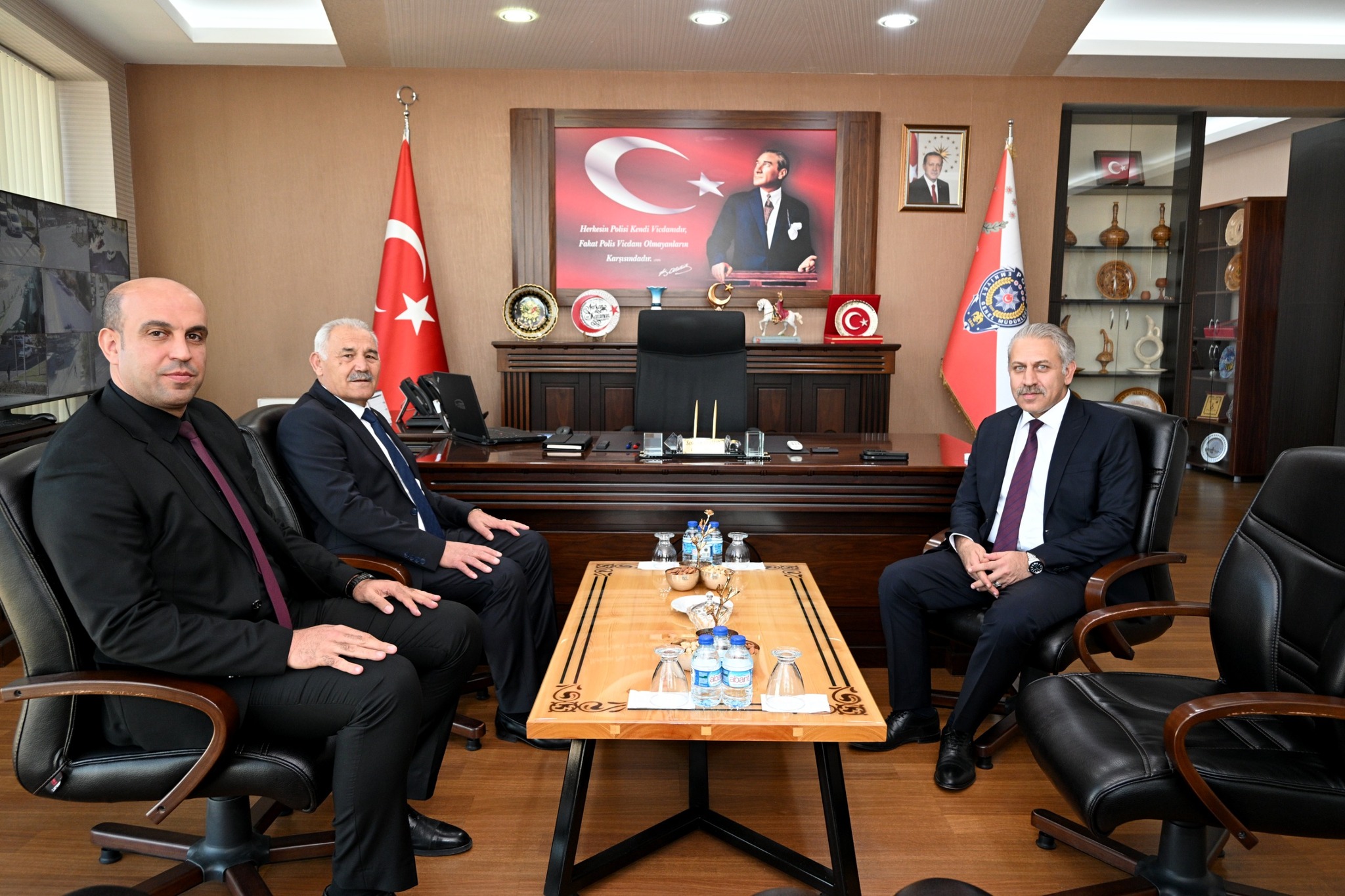 NEVESOB Başkanı Pınarbaşı ve Genel Sekreter Özgün’den İl Emniyet Müdürü Karaman’a Hayırlı Olsun Ziyareti