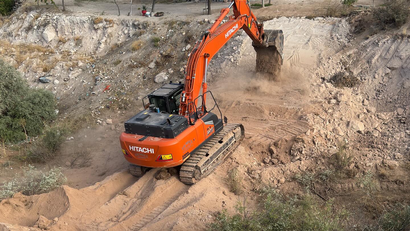 ÇAT’DA TOKİ KONUTLARI İÇİN HAFRİYAT ÇALIŞMALARINA BAŞLANDI