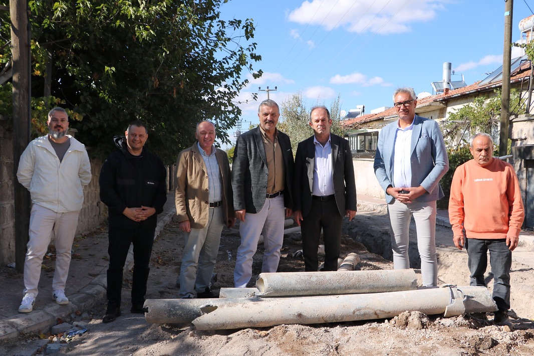 Belediye Başkan Çamcı, İl Başkanı Doğu ve Heyeti ile Altyapı ve Sıcak Asfalt Çalışmalarını Yerinde İnceledi