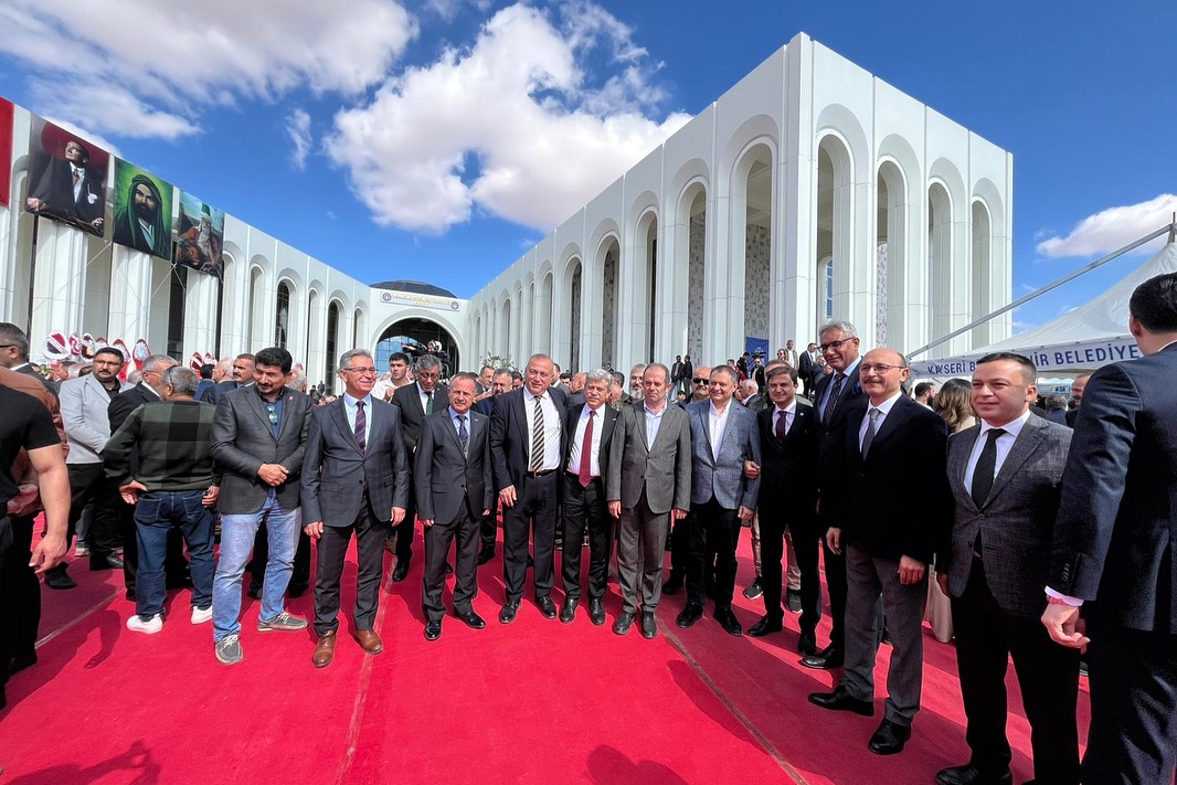 Başkan Abdullah Çamcı,  Hacıbektaş Horasan Erenleri Dergâhı ve Cemevi’nin 1. Etabının Açılış Törenine Katıldı